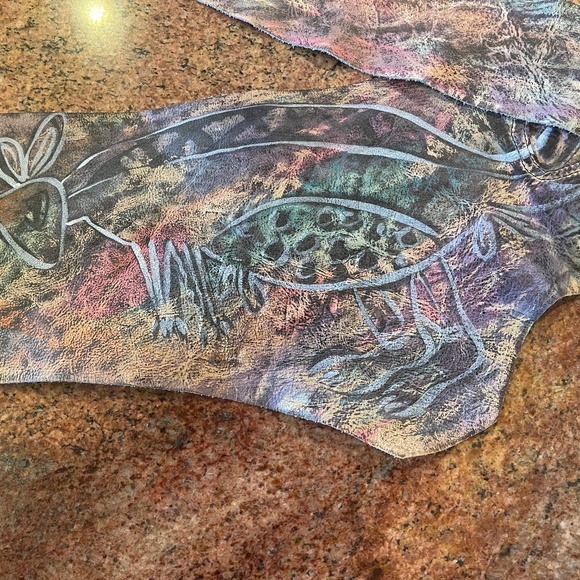 Jane Yoo Handpainted, handmade Wide Genuine Leather Wrap Belt - Picture 8 of 10